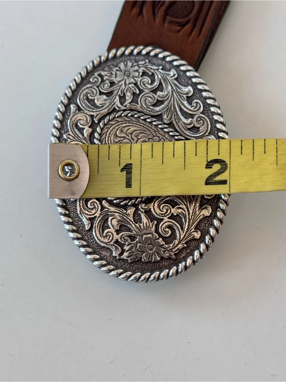JUSTIN’S TROPHY HEART BROWN LEATHER BELT SIZE 28